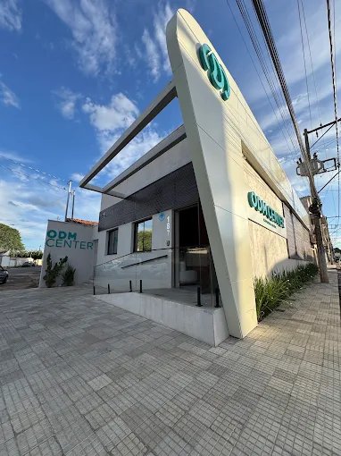Fachada lateral ODM Center